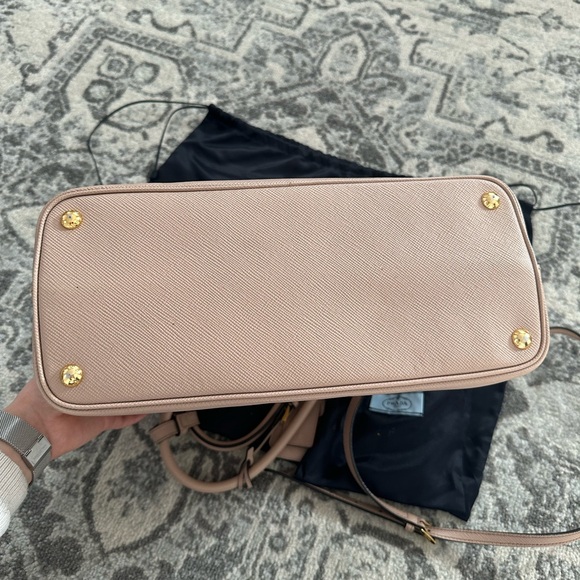 PRADA Saffiano tote bag medium - Picture 7 of 12